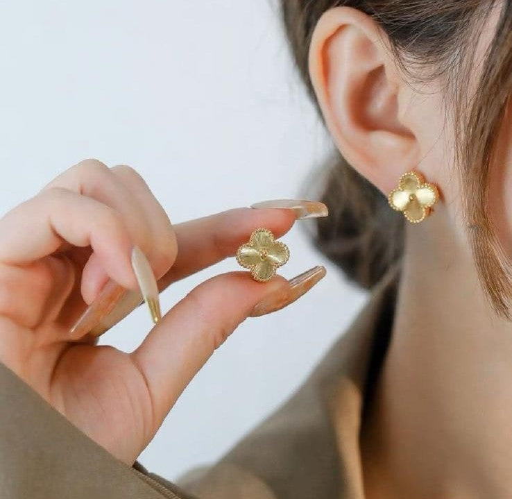 22k Gold-Plated Clover Design Earrings – Stainless Steel