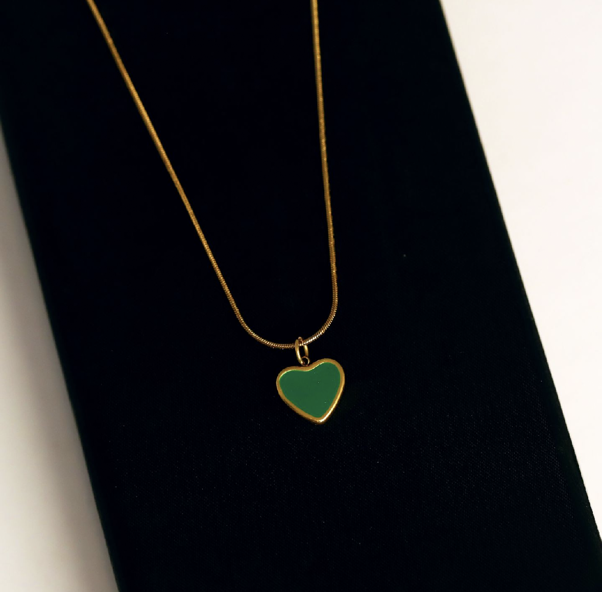 Elegant 22k Gold-Plated Chain Pendant – Stainless Steel