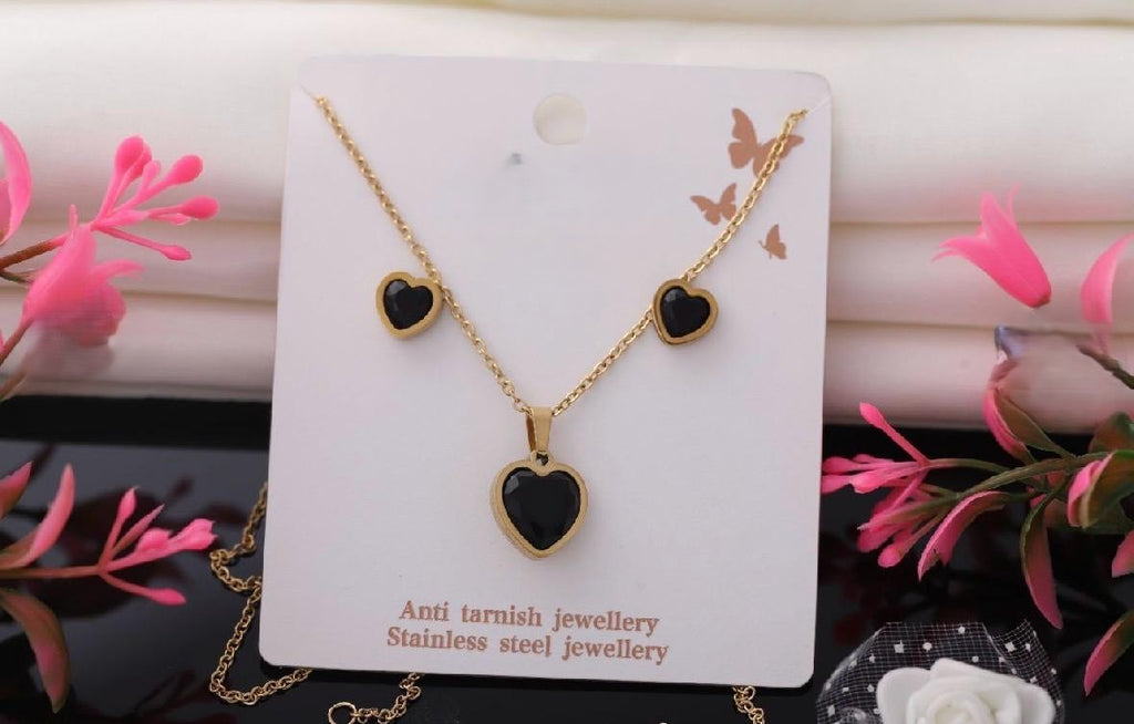 22K Gold Colour Stainless Steel Chain with Black Accent – 18 Inch Adjustable Electroplated Necklace