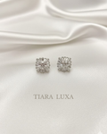 Solitare replica Studs