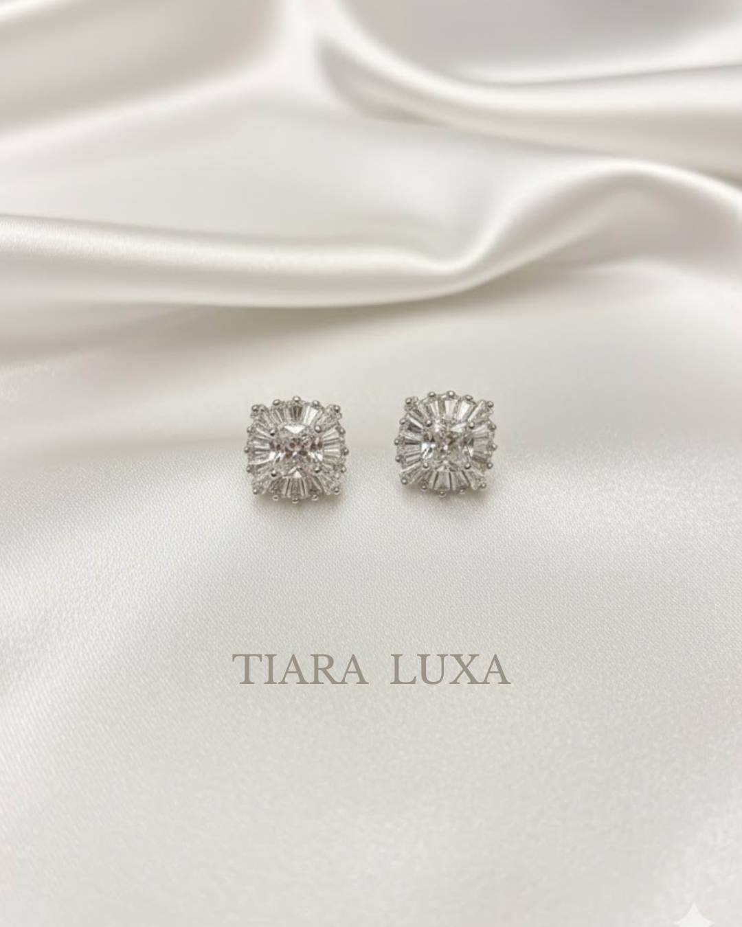 Solitare replica Studs