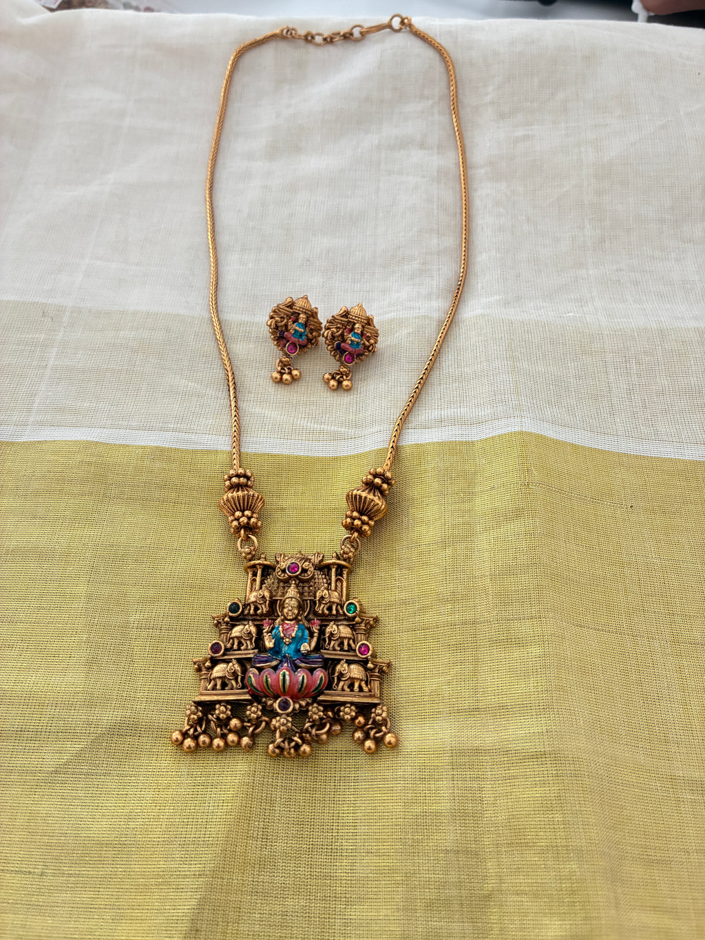 Sampatkarini Necklace and Earrings Set – Traditional Temple Jewelry