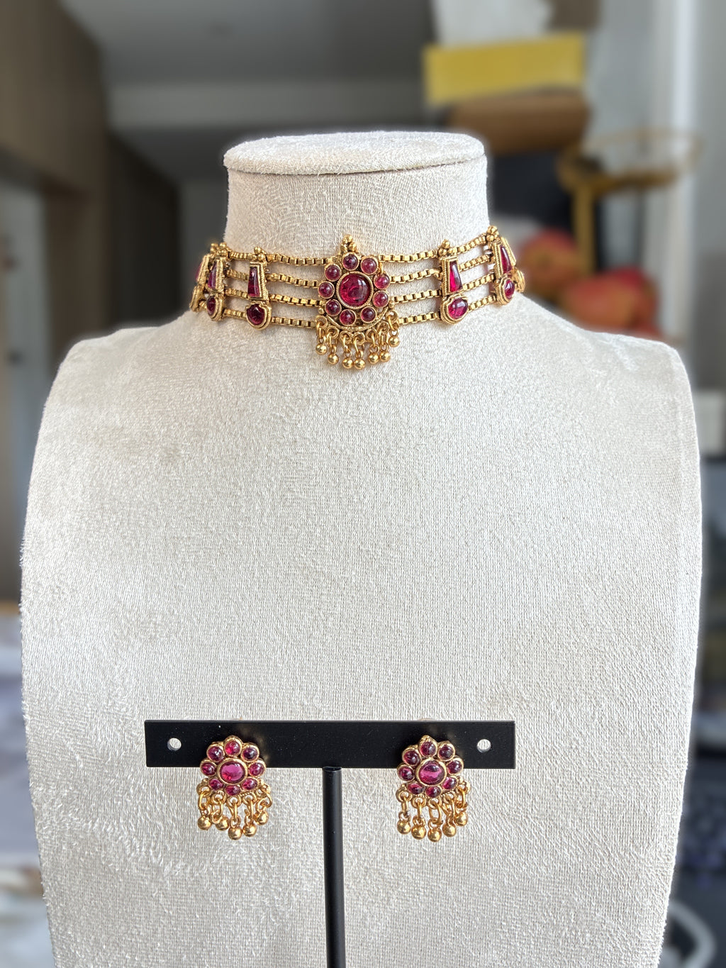 Sarita Choker Necklace – Traditional Temple Style Jewelry