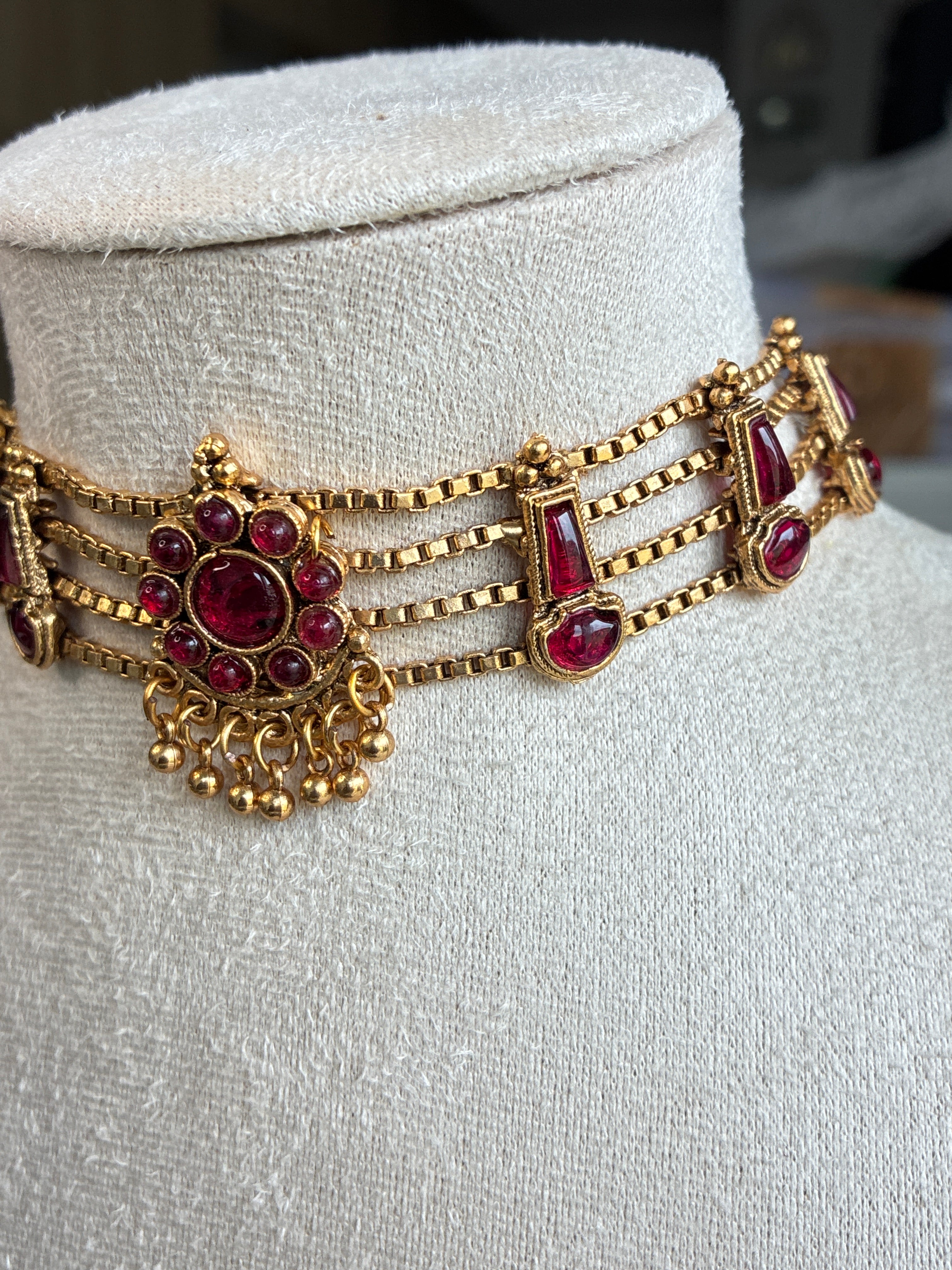 Sarita Choker Necklace – Traditional Temple Style Jewelry