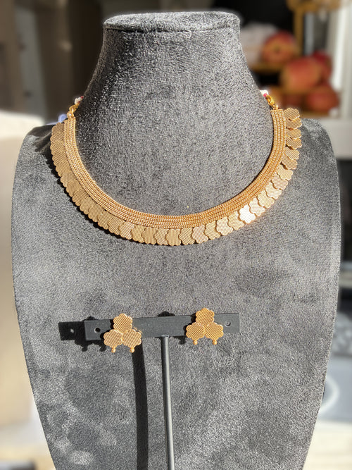 Aditi Necklace – Traditional Temple Style Ethnic Jewelry