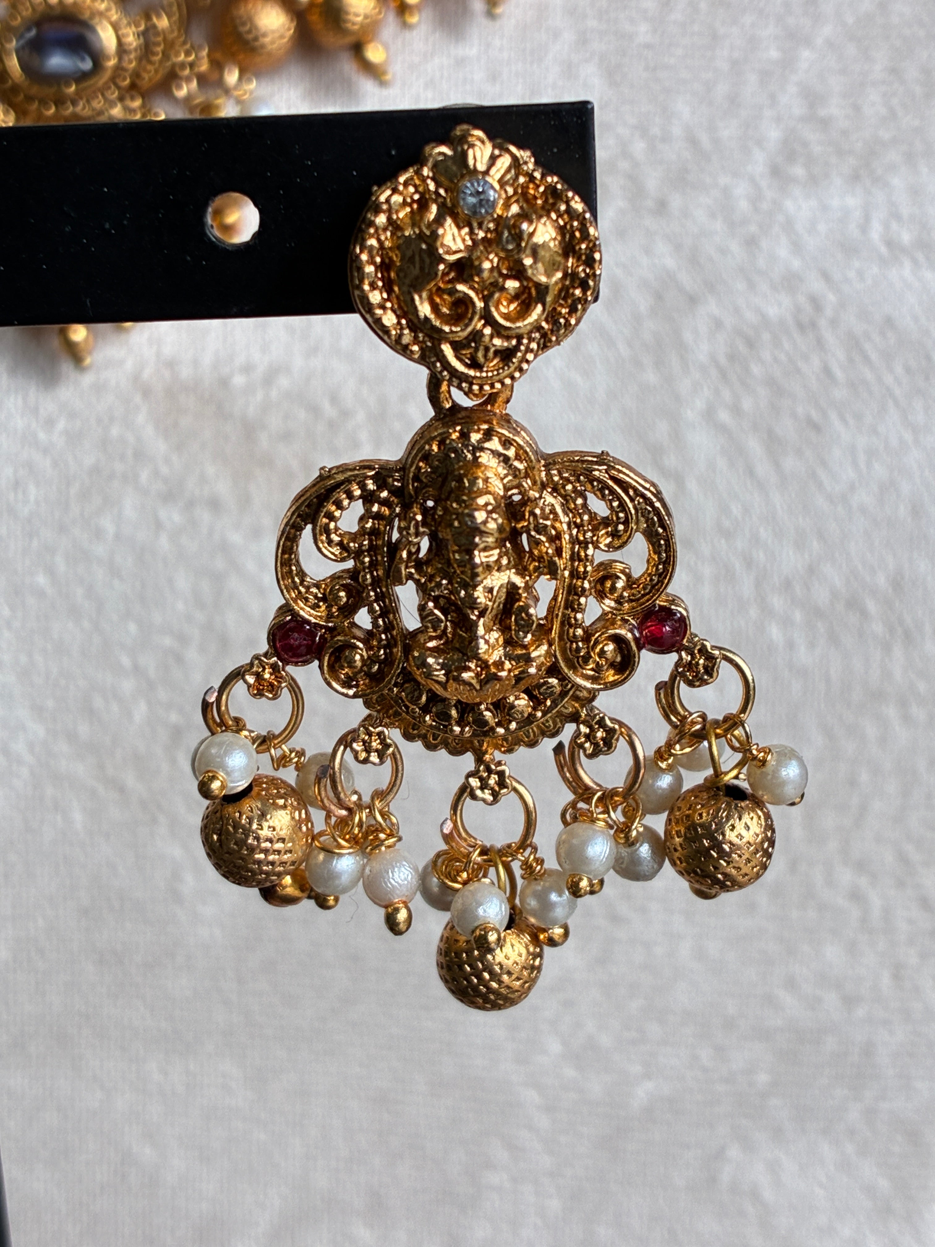 Shanti Necklace – Traditional Temple Style Ethnic Jewelry