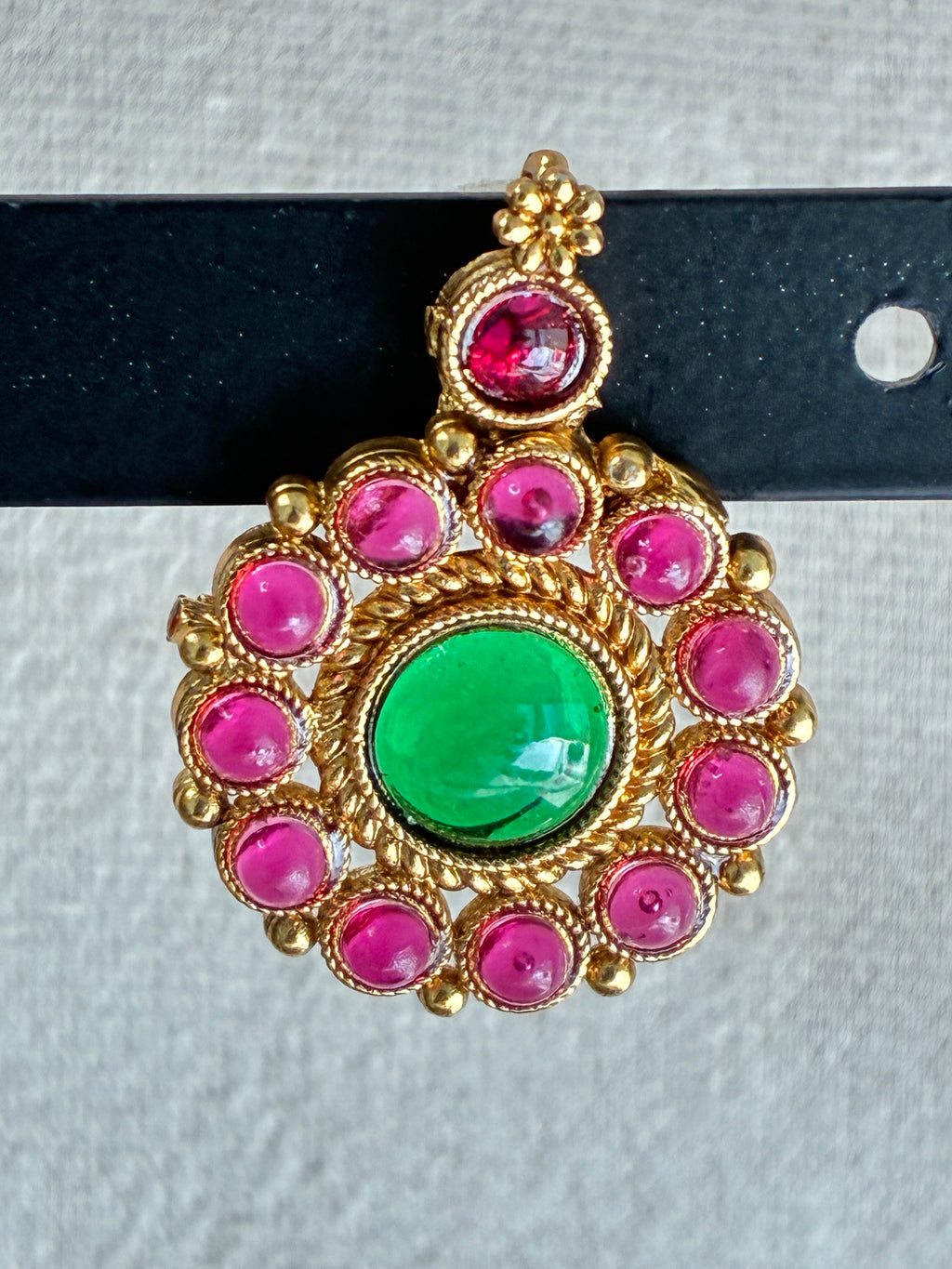 Flower line necklace