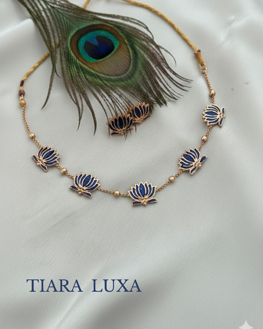 Lotus choker