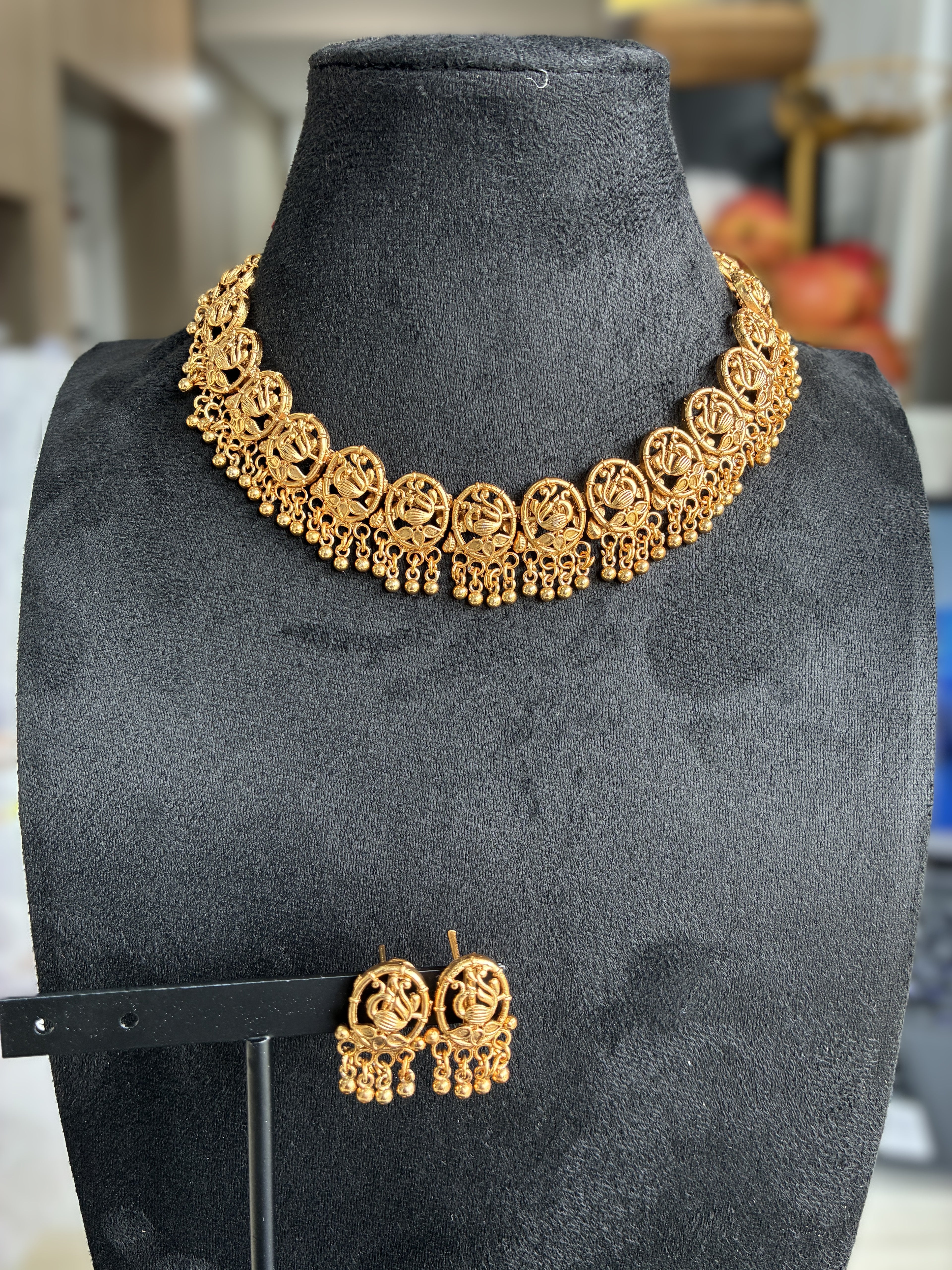Vasanti Kerala Traditional Necklace & Earrings