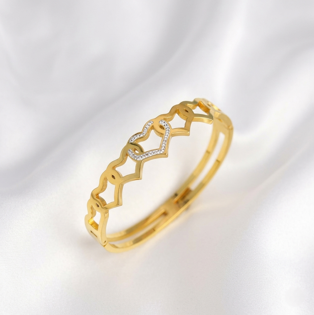 Heart Shaped Chain Bracelet – Anti Tarnish Stainless Steel Jewelry