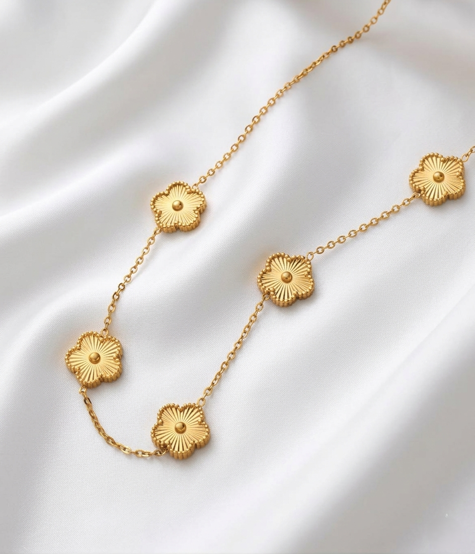 Clover Style Anti Tarnish Necklace – Stainless Steel Lucky Charm Jewelry