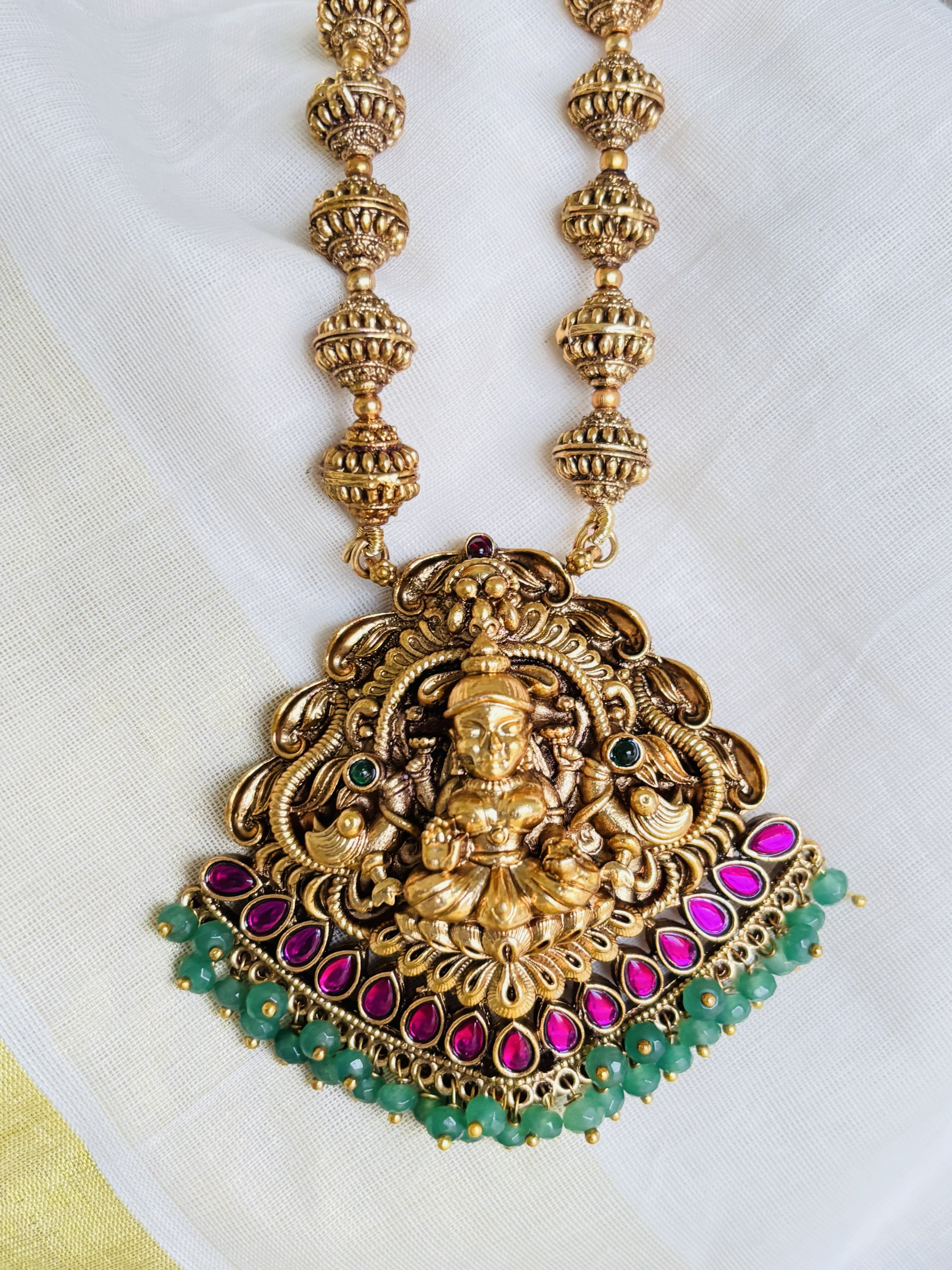 Kamala Temple Jewelry Set – Necklace & Earrings Ethnic Design