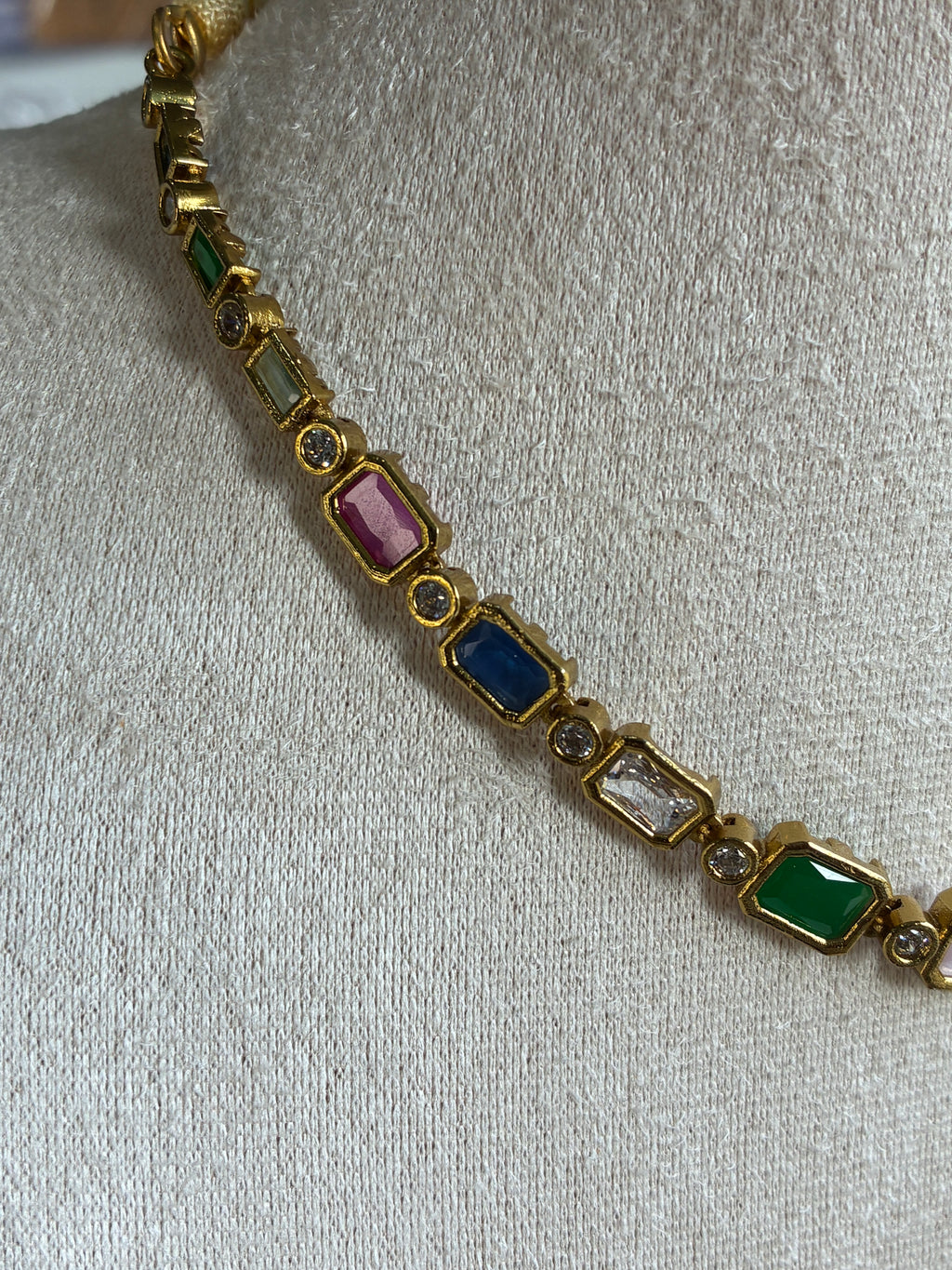Multicolour Maurya Necklace – Traditional Ethnic Stone Jewelry