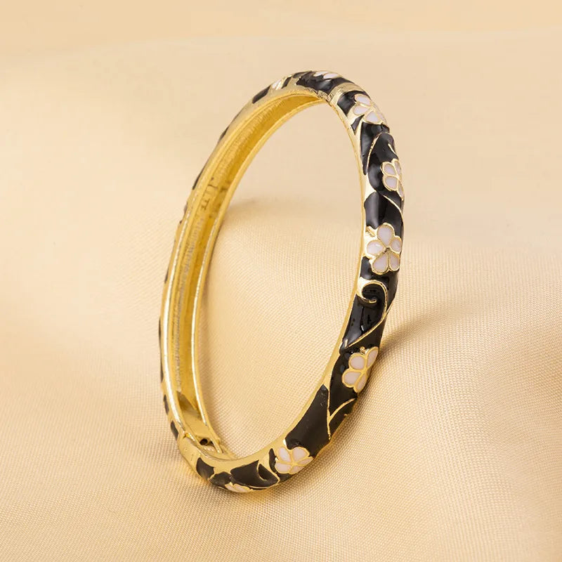 Pastoral Pink Enamel Flower Bangle – Elegant Floral Metal Bangles